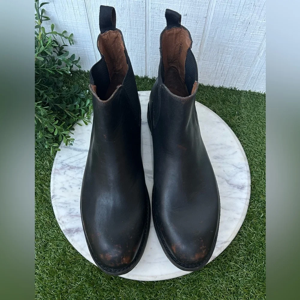 FRYE Tyler Flex Chelsea $268 men size 10 new Color: Antique Black